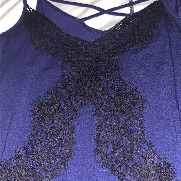 Express tank top - Picture 2 of 2